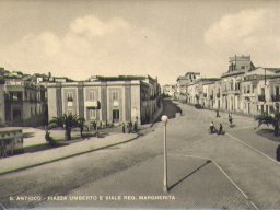 piazzaumbertoeviareginamargherita04